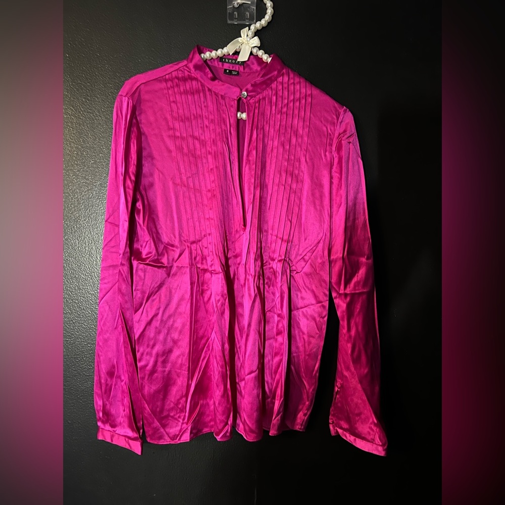 Theory mauve silk blouse